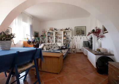 Via-Appia-Antica-Terracina-Villa-Artistica