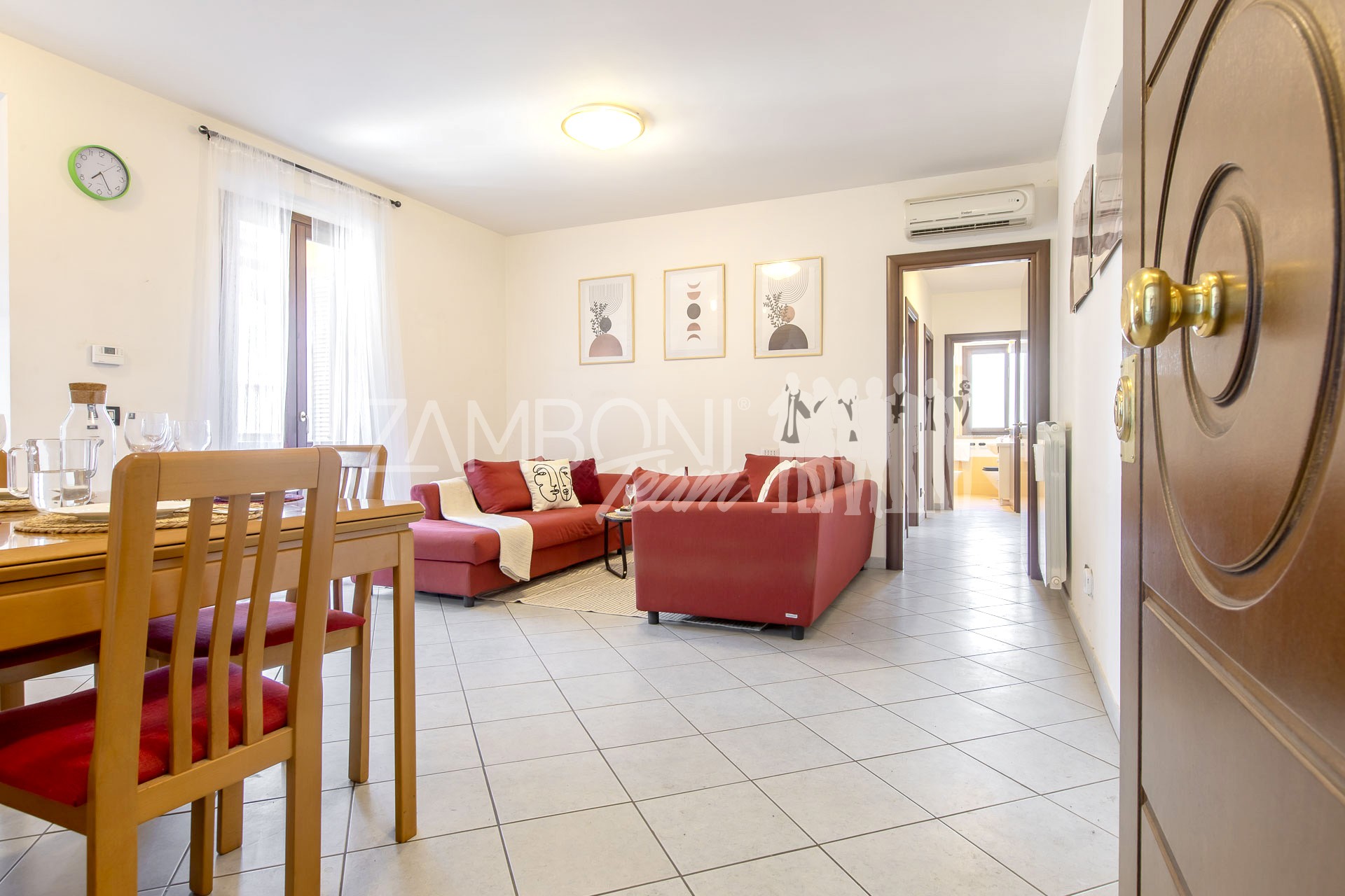 Appartamento-in-ottimo-stato-con-giardino-privato-box-auto–Via-del-Fosso-di-Sant-Adrea (1)