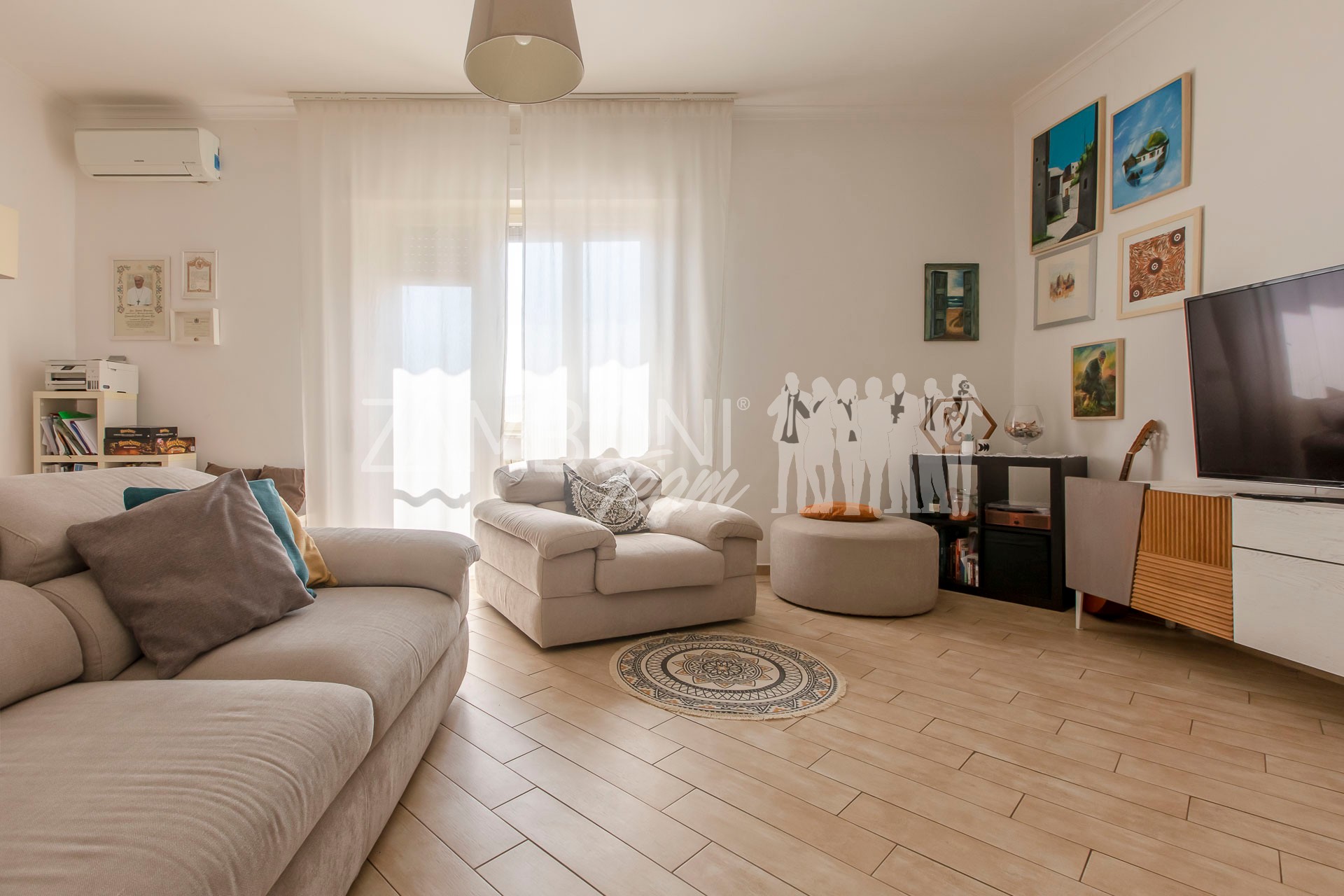 Luminoso-Appartamento-con-Giardino-Privato-nel-cuore-di-Centro-Giano-VIA-SANGINETO (1)
